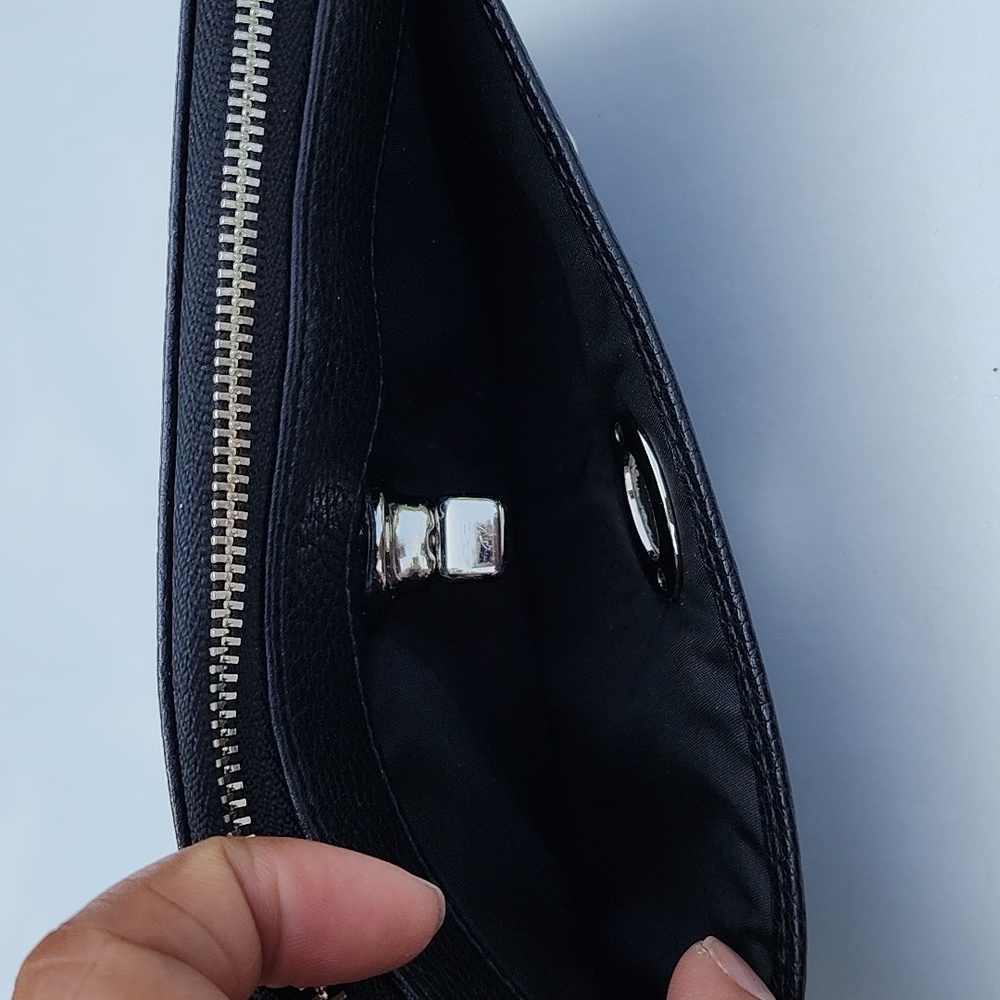 Coach Legacy Black Leather Turnlock Wristlet Wallet - Picture 5 of 8
